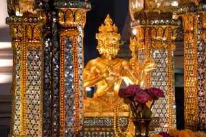 รวมคาถาไหว้ศาลพระพรหม